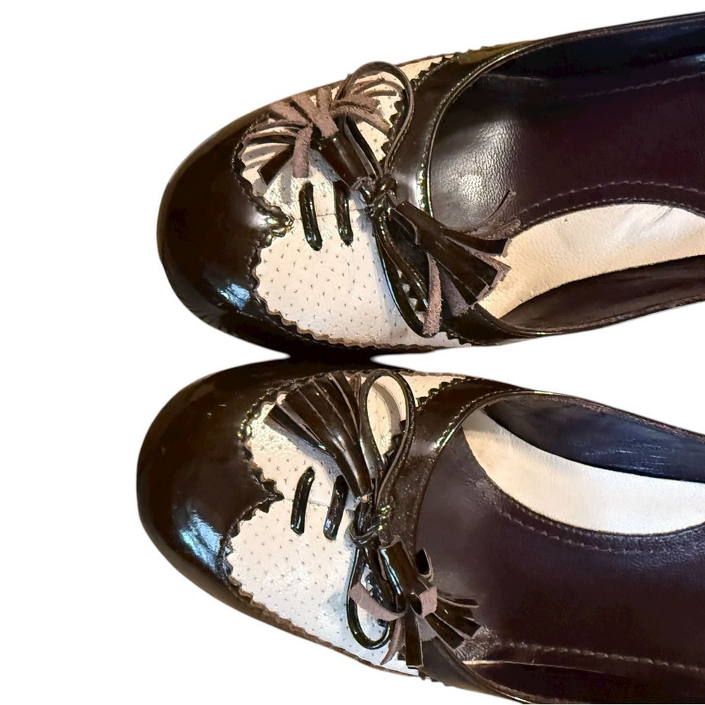 Via Spiga Women's burgundy and pink spectator pumps - Picture 3 of 5
